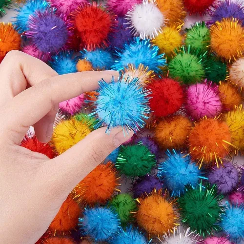 Vista 4 de Bolas de purpurina de colores, bolas peludas de pompón, pompones de Navidad, pompones de bricolaje, suministros de manualidades