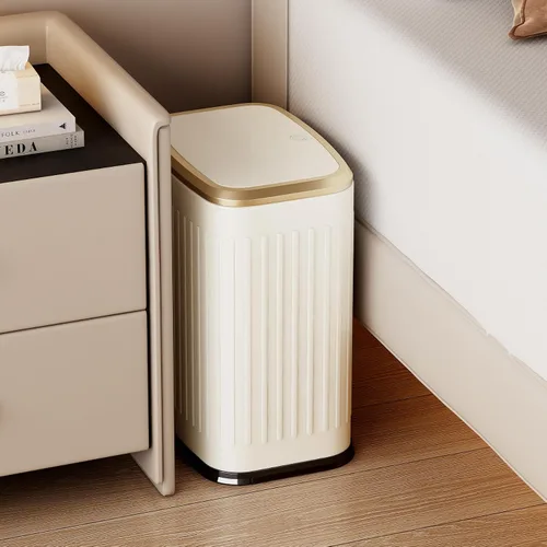 Vista 3 de TIPGO Cubo de basura pequeño para baño con tapa emergente, 2.1 galones Crema