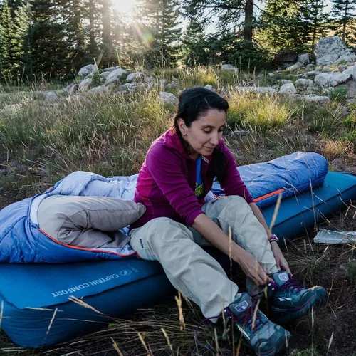 Vista 2 de Big Agnes Captain Comfort Deluxe Camp Almohadilla para dormir autoinflable para todo tipo de clima