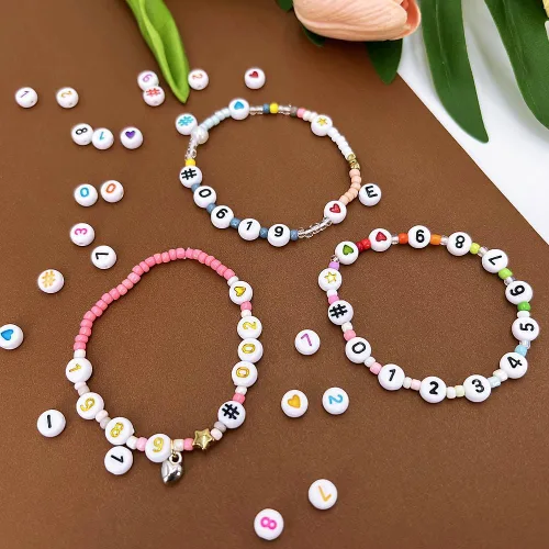 Vista 3 de MIIIM 1200 piezas cuentas de números para pulseras, cuentas de números redondas de 4x7mm 0-9 para dígitos de teléfono, llaveros, collares