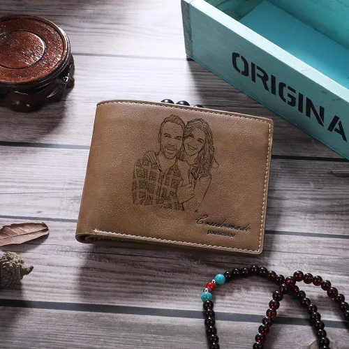 Vista 4 de SimpleQ Billetera personalizada con nombres grabados para hombres, billetera con fotos personalizada, billetera plegable casual, regalos para papá