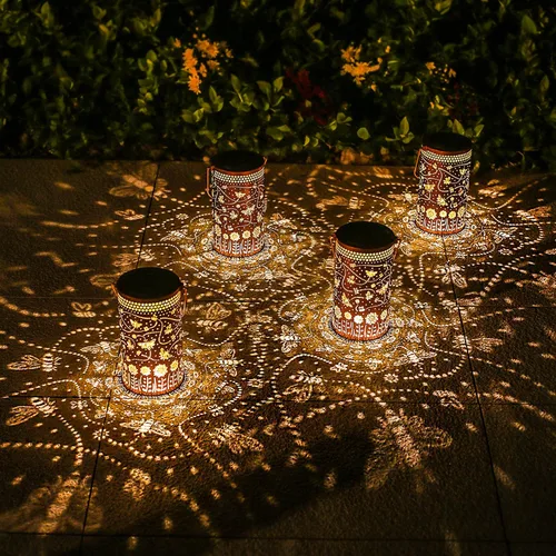 Vista 2 de Paquete de 2 linternas solares colgantes de abejas al aire libre, impermeables, luces LED solares de metal, linternas decorativas para jardín