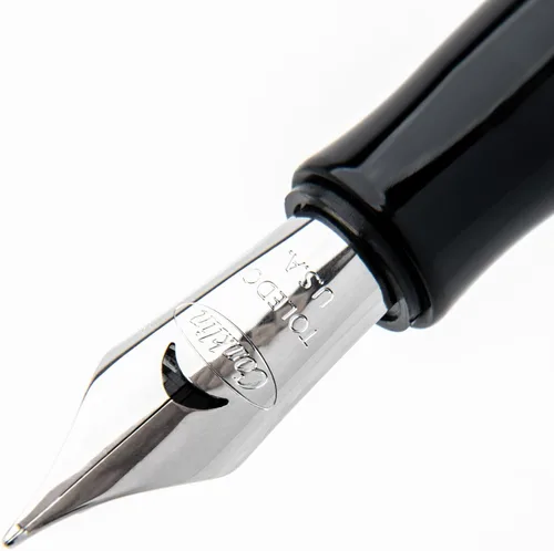 Vista 15 de Conklin Duragraph Pluma estilográfica Abalone Nights - Punta mediana, elegante instrumento de escritura con exquisito acabado de abulón