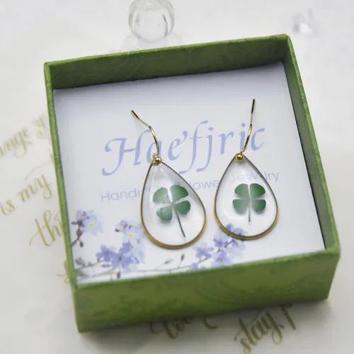 Vista 32 de Pendientes de flores prensadas hechos a mano para mujer