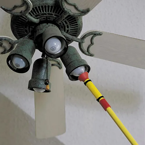 Vista 7 de Mr. Longarm 3030 - Kit de cambiador de bombillas inteligentes