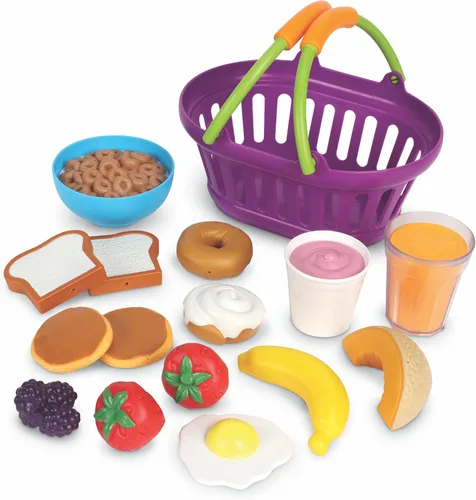 Vista 5 de Learning Resources New Sprouts Canasta de Almuerzo, Comida de Juguete, Set de 18 Piezas, Edades 18 Meses+