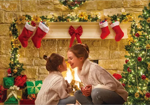 Vista 4 de Telón de fondo de diseño de chimenea de Navidad con decoraciones de regalos, árbol y calcetines (7 x 5 pies), suave, duradero, para sesión de fotos