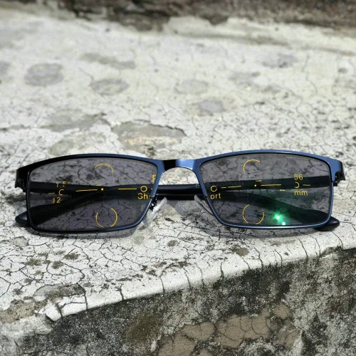 Vista 5 de Gafas de lectura con marco de metal de enfoque múltiple fotocromático progresivo para hombre de moda