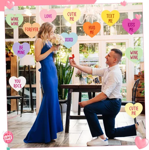 Vista 5 de Roowest 30 piezas de adornos colgantes de corazón de San Valentín para exteriores, corazón de caramelo de doble cara, conversación romántica, dulces