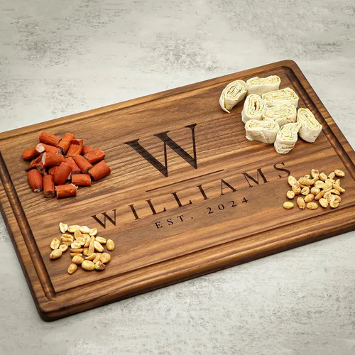 Vista 8 de Refine Kitchenware - Tabla de cortar personalizada con monograma, hecha en Estados Unidos, regalo de boda personalizado, tabla de charcutería