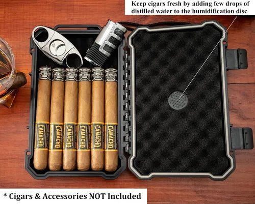 Vista 5 de Kobi & Knight Humidor de cigarros de viaje con higrómetro, estuche para puros de 6 x 8 pulgadas, cigarros portátiles a prueba de agua y polvo, kit