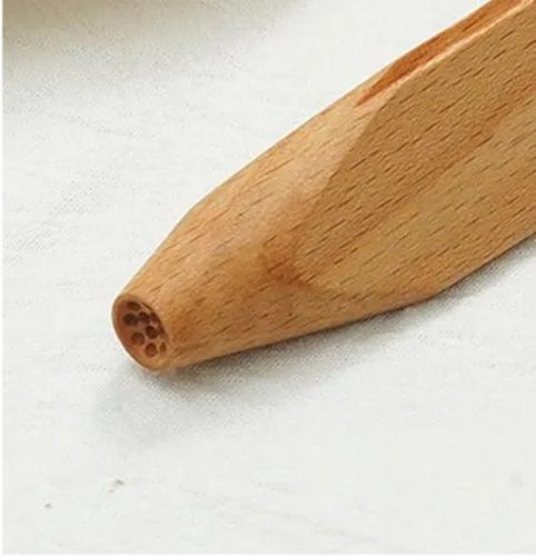 Vista 5 de WellieSTR 1 herramienta de madera para trabajo manual, barra triangular de madera con forma de crisantemo para hornear, postre, jabón de bricolaje