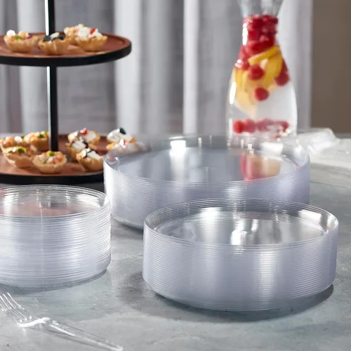 Vista 4 de PLASTICPRO - Platos de plástico transparente para fiesta, platos desechables elegantes y pesados de alta calidad (20, transparente)
