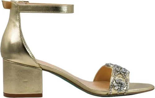 Vista 4 de Betsey Johnson Sandalia de tacón Sb-Mel para mujer, Oro
