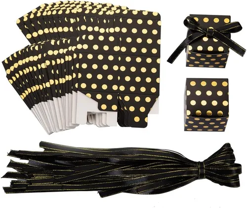 Vista 5 de AWELL Caja de dulces de regalo negra con puntos dorados a granel de 2 x 2 x 2 pulgadas con cinta para recuerdos de fiesta, puntos dorados, paquete