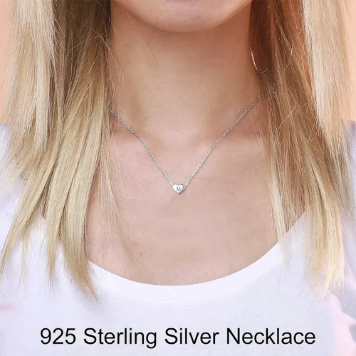Vista 3 de ChicSilver Collares de plata de ley 925 con inicial de corazón para mujeres y niñas, delicado collar con dije de corazón personalizado con letra