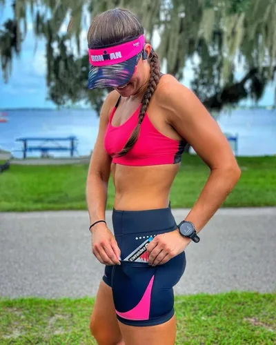 Vista 6 de BALEAF Pantalones cortos de ciclismo acolchados 4D para mujer, ropa interior de ciclismo con bolsillos UPF50+