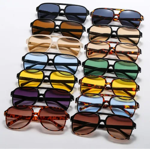Vista 7 de Lentes de sol estilo aviador vintage para mujeres y hombres, marco retro de gran tamaño, lentes amarillos de los años 70
