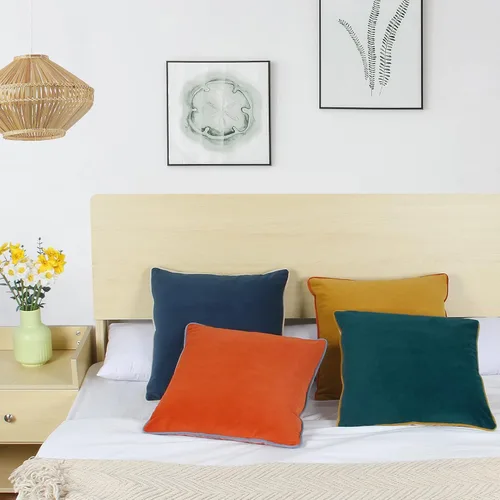 Vista 6 de Fundas de almohada de terciopelo de 18 x 18 pulgadas, juego de 4 fundas de almohada decorativas de terciopelo de colores modernos para sofá, frío