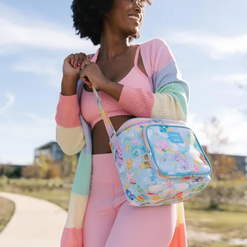 Vista 9 de Igloo Carebears Cooler Collection