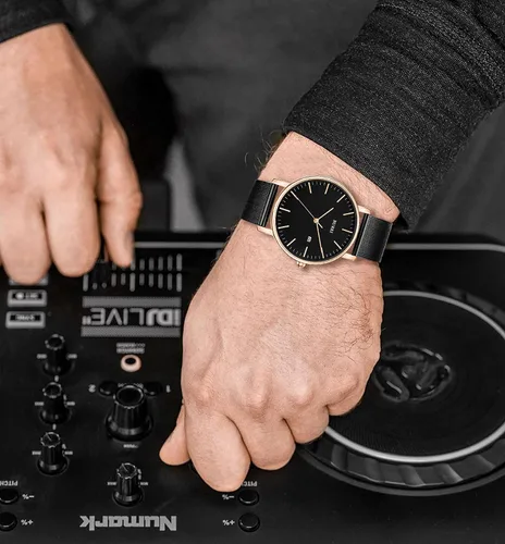 Vista 5 de BUREI - Reloj de pulsera analógico para hombre con fecha, extensible de malla de acero inoxidable