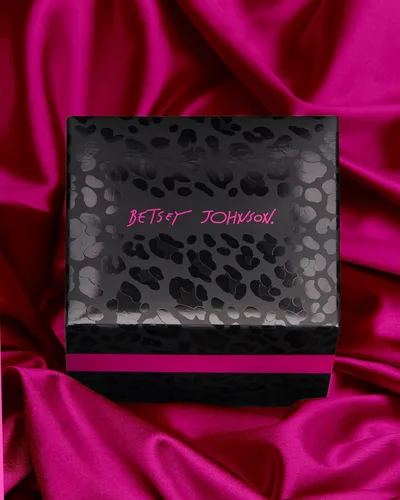 Vista 7 de Betsey Johnson BJWS001 - Reloj de pulsera con correa de eslabones y pulseras apiladas
