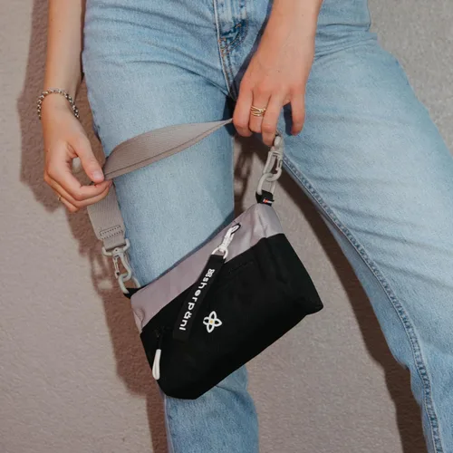 Vista 86 de Sherpani Skye - Bolso cruzado pequeño, de nailon, ligero, para mujer, con protección RFID