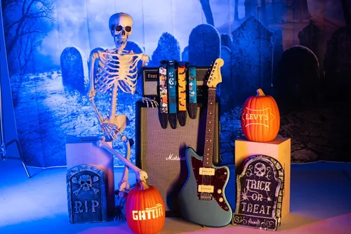 Vista 6 de Levy's Leathers - Correa de guitarra de poliéster de 2 pulgadas con ajuste Tri-Glide, Horror Classics (MP2H-001)