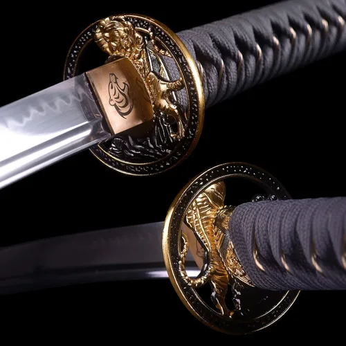 Vista 6 de Espada Katana Hecha a Mano, Espada Samurai Japonesa de Acero al Carbono T10, Templada en Arcilla, Espiga Completa, 40.5 Pulgadas/103 cm
