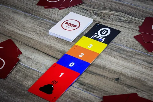 Vista 3 de Breaking Games Poop The Game - Juego de cartas familiar para 2 a 5 jugadores, a partir de 6 años