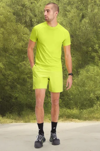 Vista 31 de Fabletics Camiseta The Training Day para hombre, rendimiento, correr, entrenamiento, gimnasio, transpirable, elástica en 4 direcciones