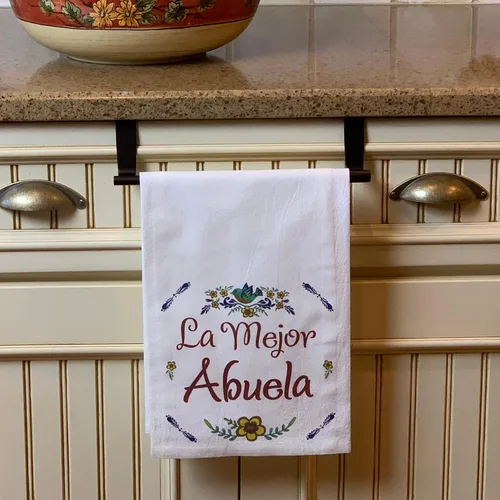 Vista 2 de Essence of Europe Gifts La Mejor Abuela Regalos para Abuela Abuela - Toalla decorativa con estampado de tortolitos azules de 24 x 24 pulgadas, saco
