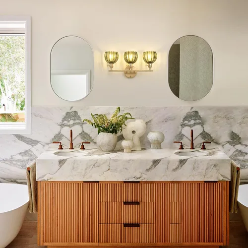 Vista 128 de Shenmoyl Lámparas de baño, lámpara de pared de 2 luces para tocador sobre espejo con pantalla de vidrio tulipán blanco para dormitorio, sala