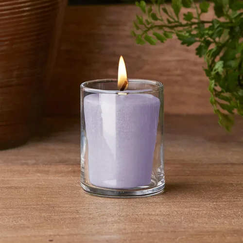 Vista 3 de Root Candles Velas votivas perfumadas Seeking Balance® Velas de aromaterapia de spa de 20 horas, 3 unidades, Relax: Geranium Lavender
