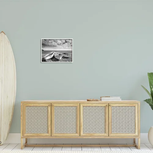Vista 2 de Stupell Industries Fotografía náutica vintage de botes de remos en la costa de la playa rocosa, diseñada por Danita Delimont - Arte de pared