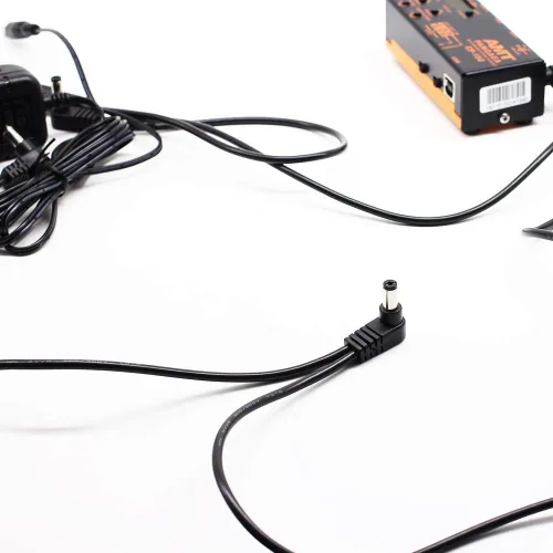 Vista 5 de SONICAKE Cable de cadena margarita de 5 vías de 9 V CC, enchufe de ángulo recto, cable de alimentación de cadena margarita para pedal de efectos