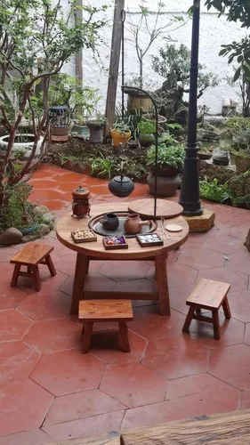 Vista 7 de Taburete resistente de madera maciza, pequeño para niños y adultos, soporte para plantas, taburete de pesca (marrón)