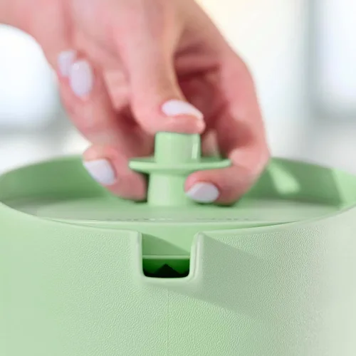 Vista 7 de Tupperware Heritage - Jarra de 1 galón en menta, apta para lavavajillas y sin BPA