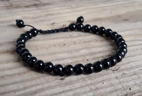 Vista 2 de IS4A Pulsera de protección contra el mal de ojo de ágata negra que ayuda a liberar la negatividad
