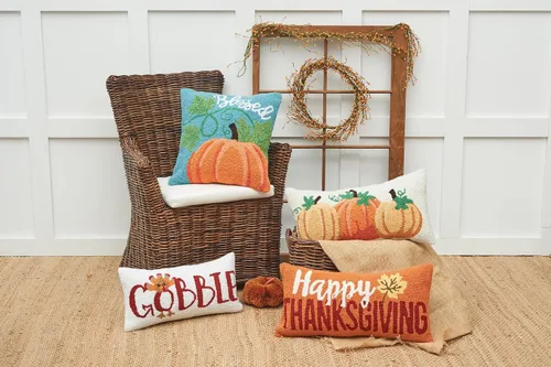 Vista 4 de C&F Home Blessed Pumpkin - Almohada con gancho de 18 x 18 pulgadas, color azul