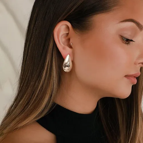 Vista 3 de MUYAN Aretes largos de gota de agua para mujer, aretes de gota cepillados, oro y plata