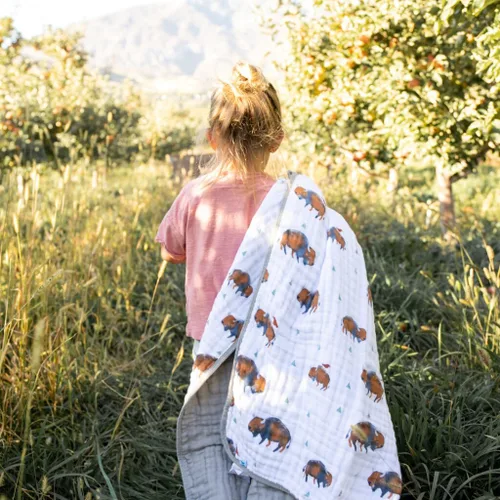 Vista 5 de Little Unicorn - Colcha de algodón original de muselina extrasuave de varias capas, para bebés y niños pequeños (bisontes)