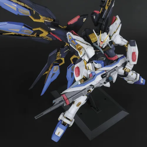 Vista 5 de BANDAI SPIRITS PG Mobile Suit Gundam Seed Destiny Strike Freedom Gundam, escala 1/60, modelo de plástico codificado por