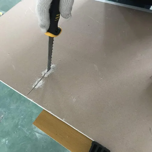 Vista 3 de Gunpla Sierra de mano para paneles de yeso de 6 pulgadas, sierra Jab Sharp Pro con mango ergonómico de agarre suave, perfecta para cortar placas