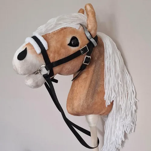 Vista 7 de Caballo de Pasatiempo Realista con Cabezada - Caballo Haflinger A3 en Palo