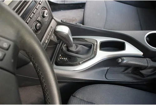 Vista 4 de YIWANG - Pegatinas de fibra de carbono para marco de cambio de marchas de coche para BMW X1 E84 2011-2015