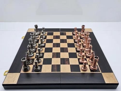 Vista 9 de Juego de ajedrez de metal retro de 15 pulgadas, tablero de ajedrez de madera plegable con piezas de ajedrez de metal pesadas, ideal