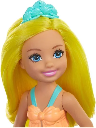 Vista 5 de Barbie Dreamtopia - Muñeca de sirena Chelsea, 6.5 pulgadas con pelo y cola amarillos