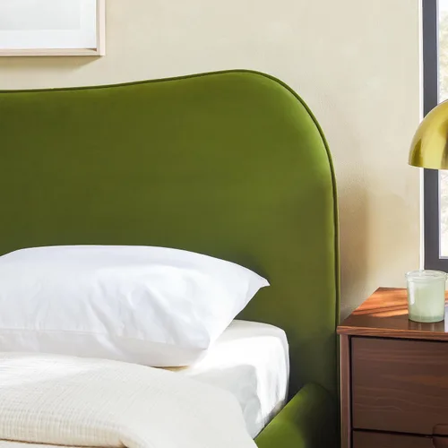Vista 9 de Walker Edison Chantelle - Cama Queen tapizada moderna curva, tamaño Queen, terciopelo verde