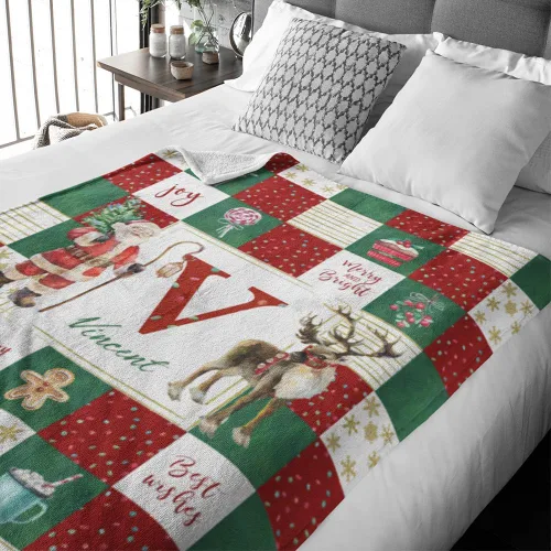 Vista 4 de callie Manta de Navidad Personalizada para Niños y Adultos, Manta Decorativa de Franela/Sherpa Suave y Acogedora con Nombre e Inicial Personalizada
